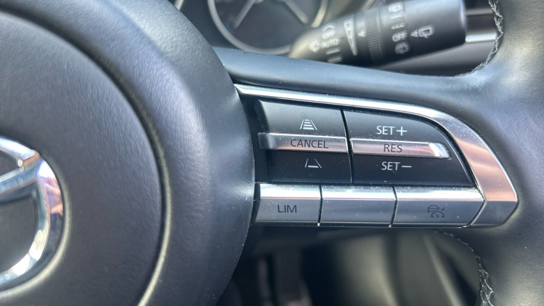 Mazda 3 2.0 e-Skyactiv G MHEV SE-L 5dr Petrol Hatchback